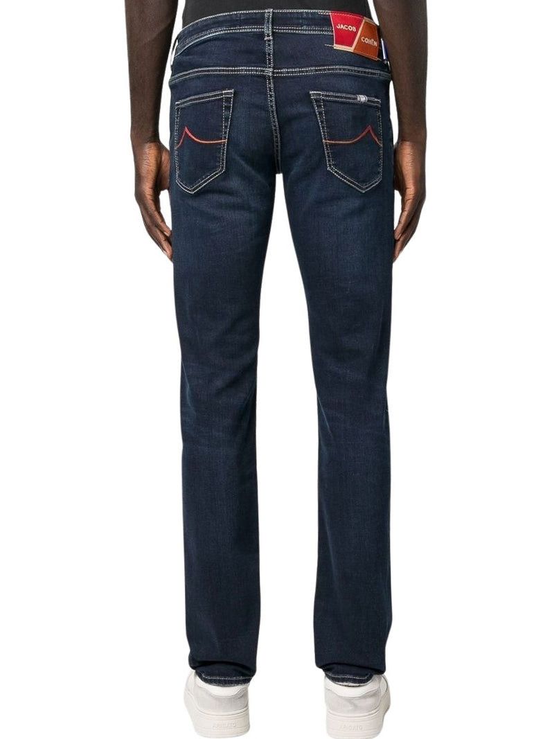 Elegant blå denim med ruskindsdetaljer