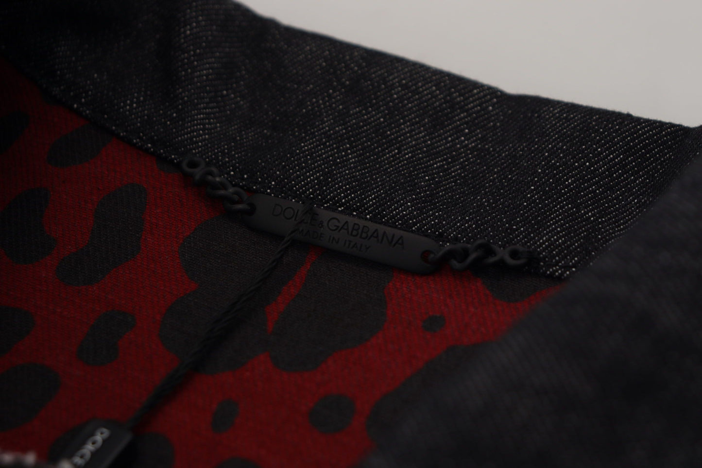 جاكيت جينز أسود من القطن بأزرار كاملة