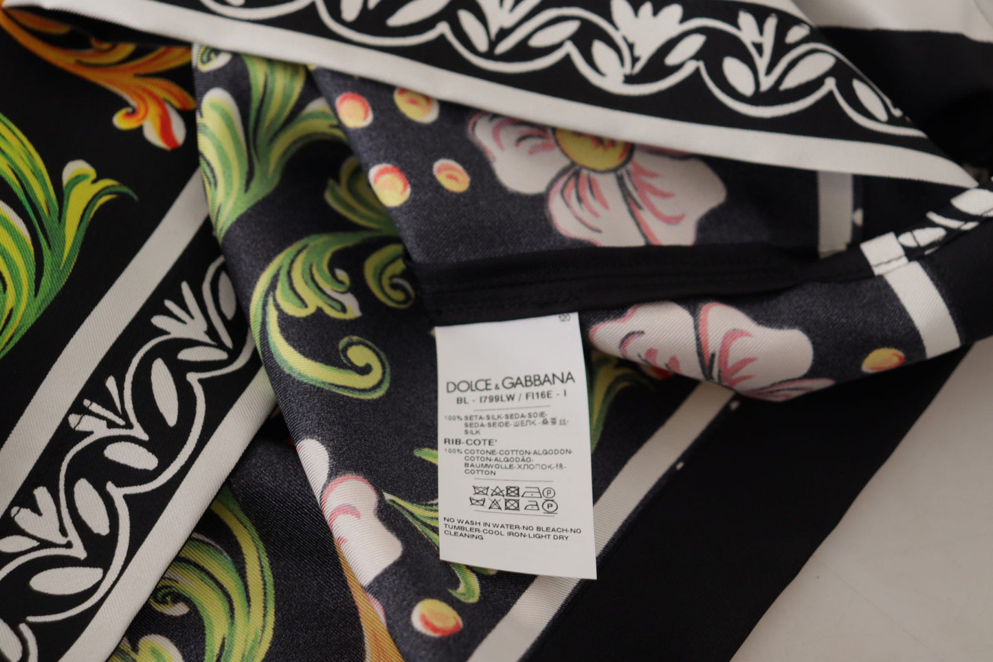 فستان باروكي فضفاض بأكمام طويلة مطبوع متعدد الألوان