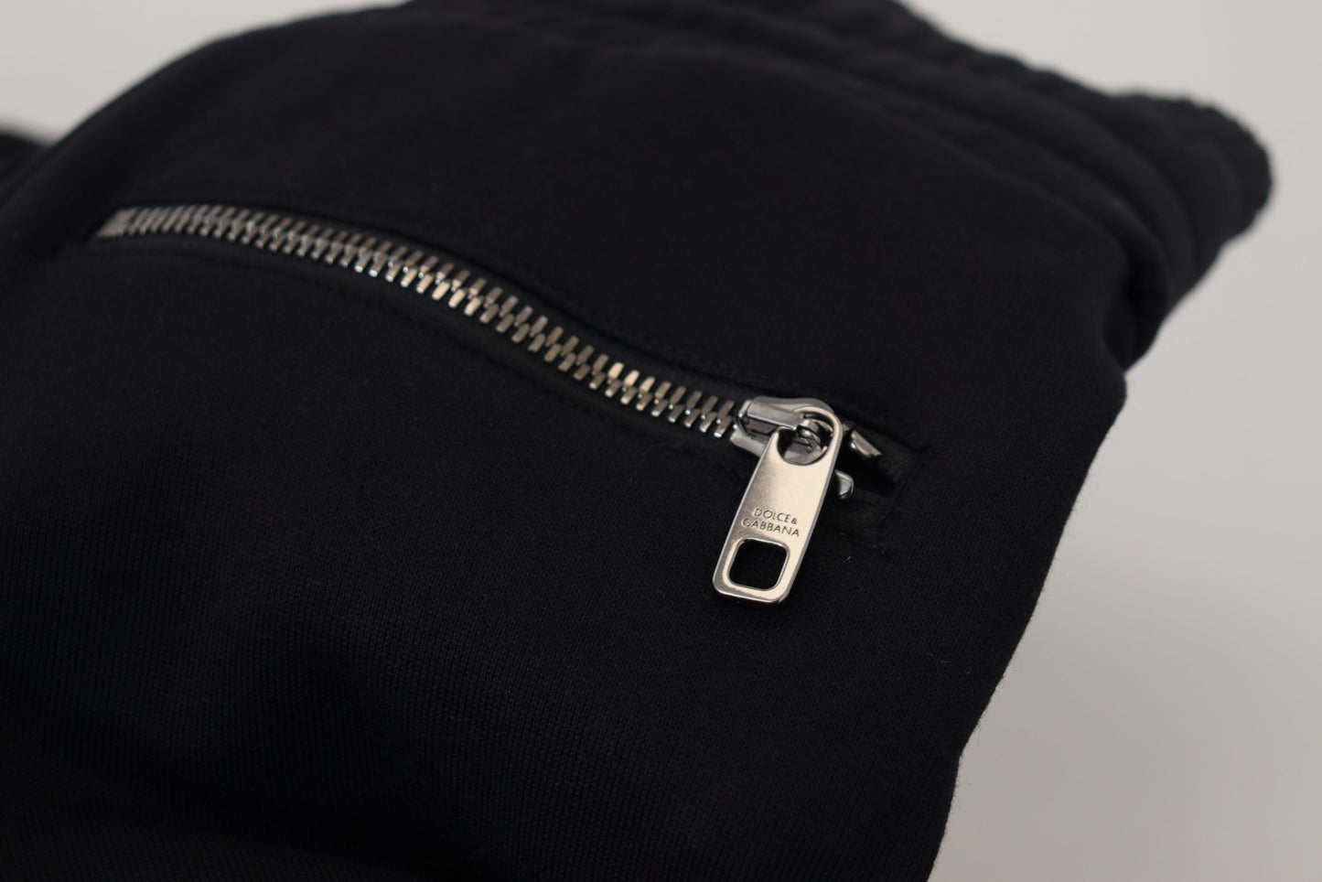 شورت برمودا كارجو من القطن الأسود