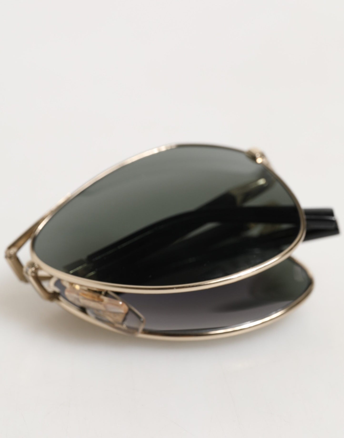 DG2106K Black Gold Plated Polarized MetalFrame Sunglasses