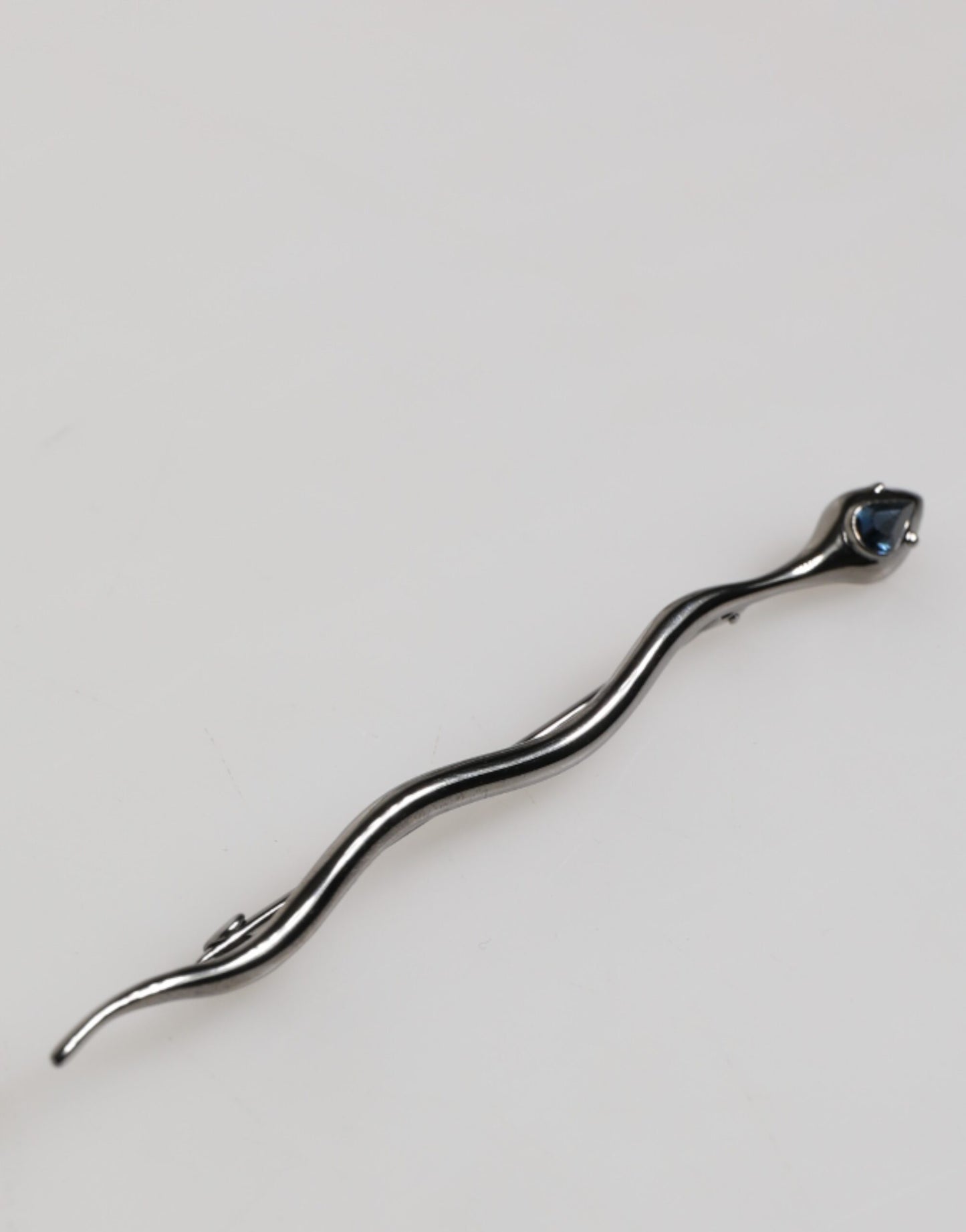 Black Brass Crystal Spilla Serpente Mens Brooch Pin