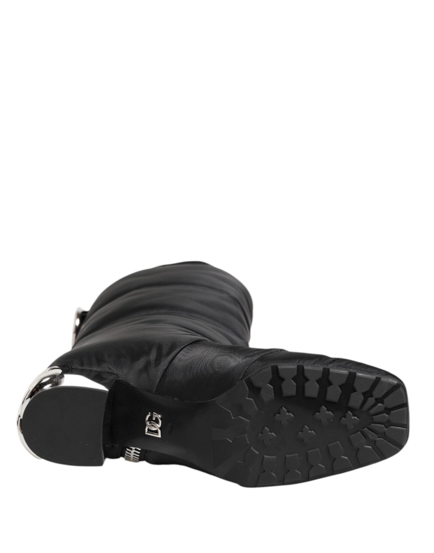 حذاء بوت أسود مبطن بكعب متوسط الارتفاع مع شعار