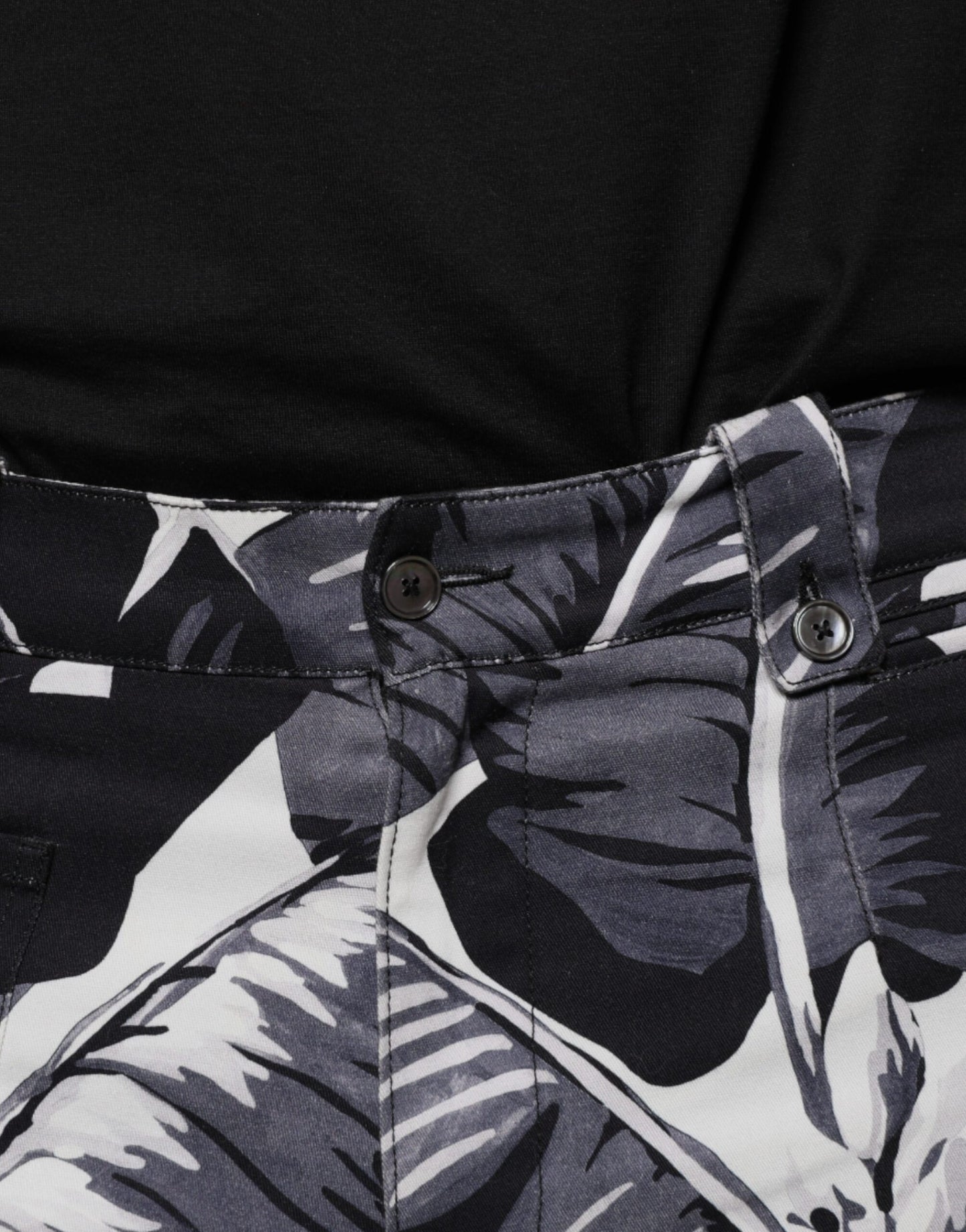 Gray Banana Leaf Cotton Stretch Capri Pants-Dolce & Gabbana-LabelTerrace.com
