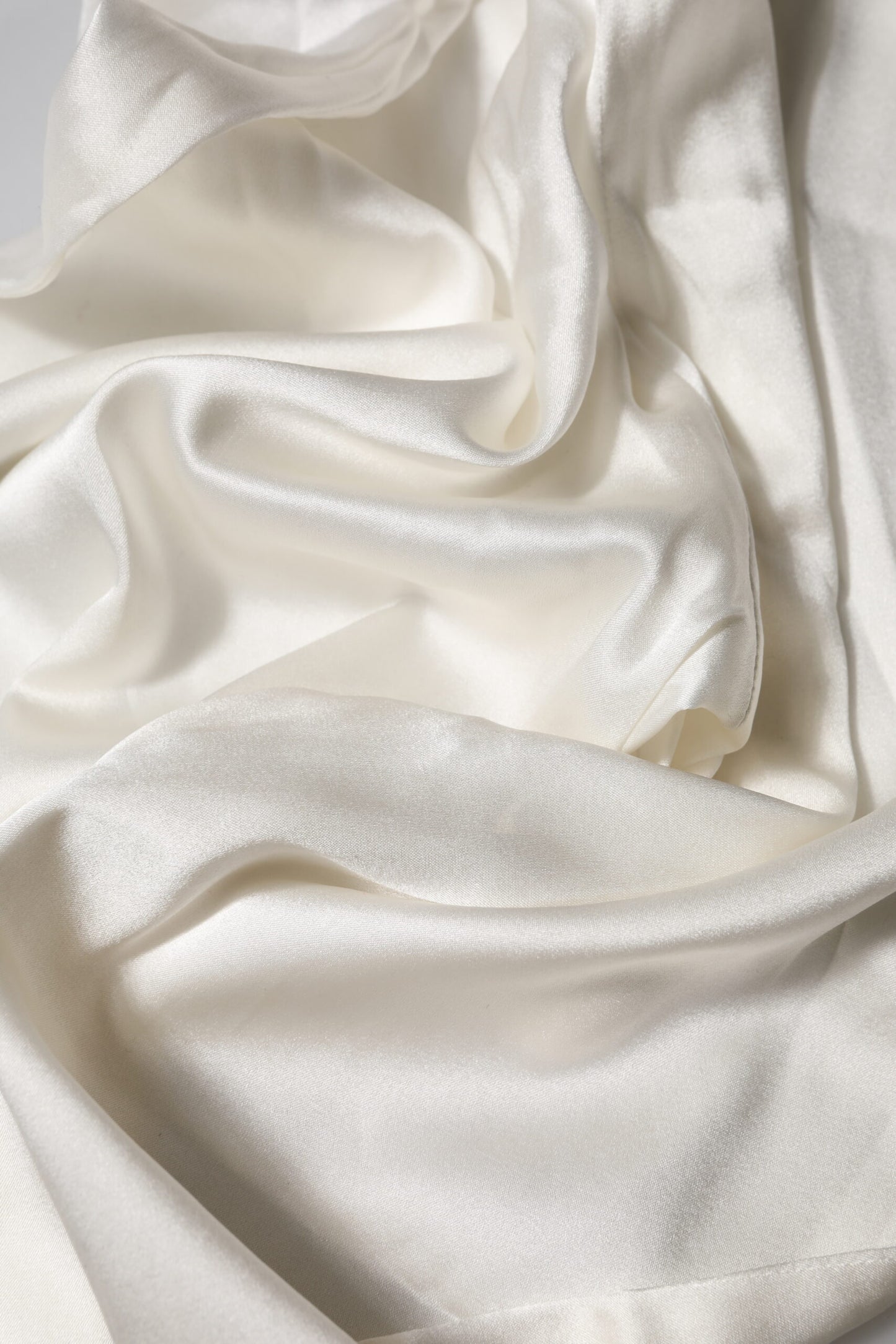 Ivory Silk Tapered High Waist Pants-Dolce & Gabbana-LabelTerrace.com