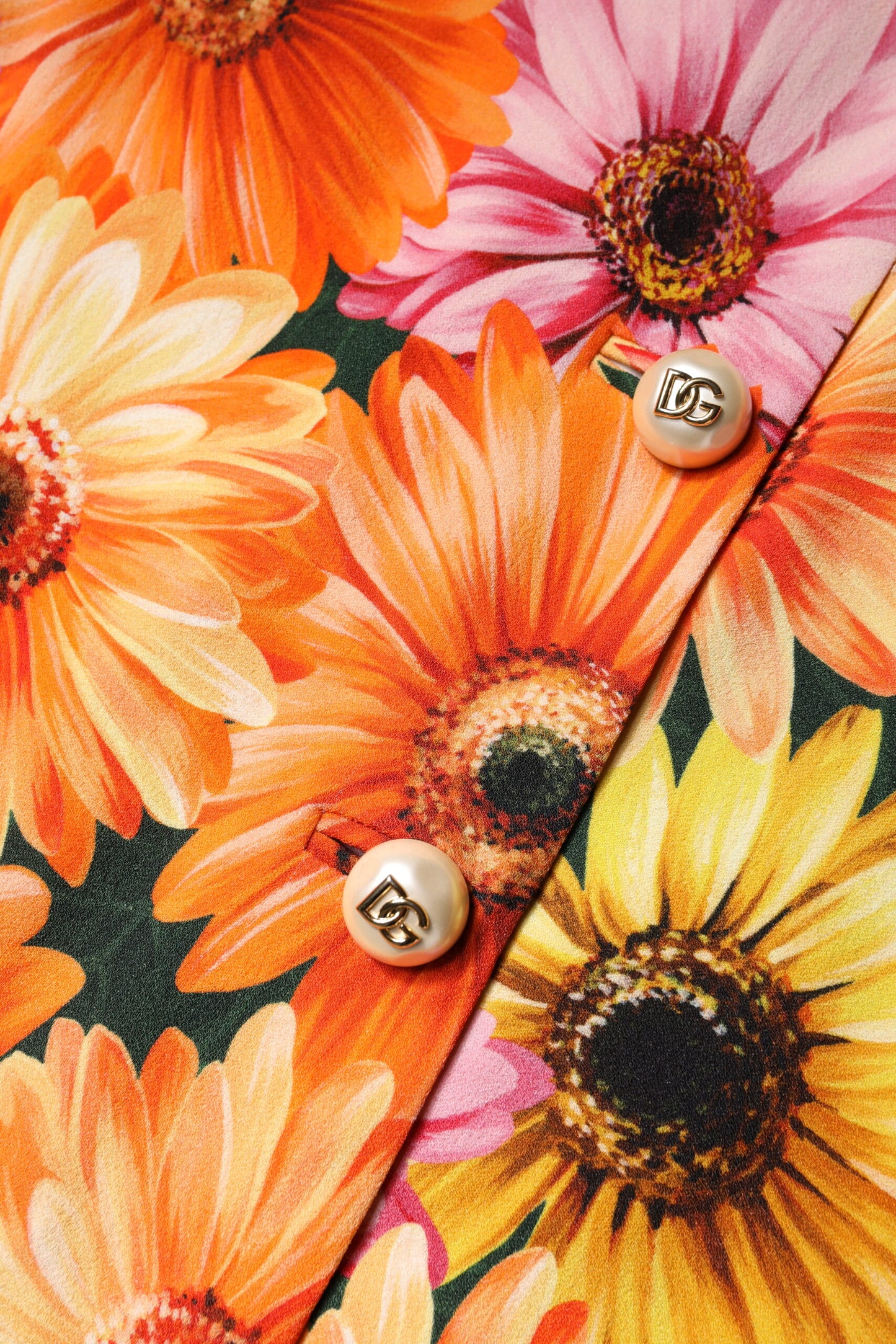 تنورة قصيرة متعددة الألوان مزينة بالزهور وخصر مرتفع