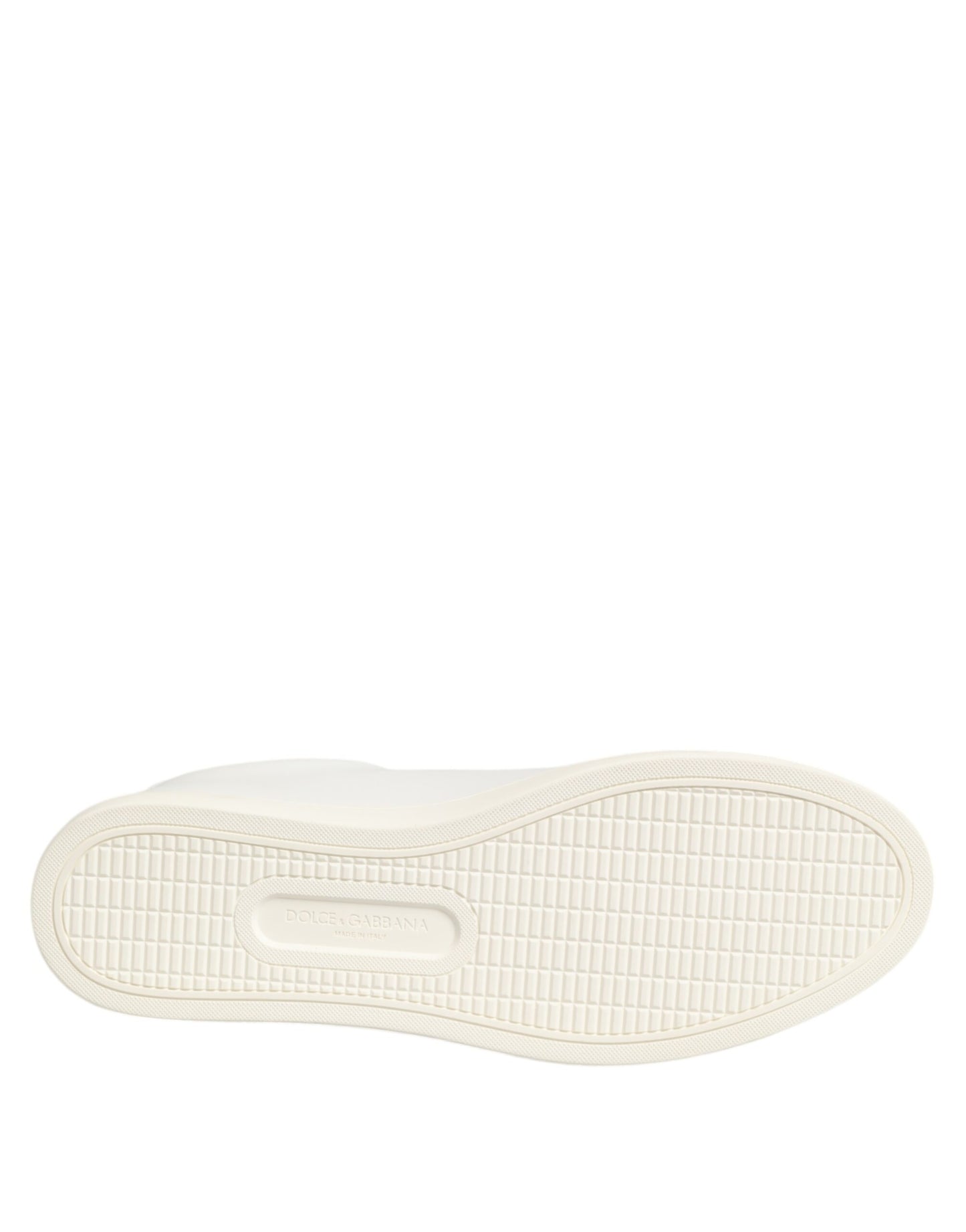 حذاء منخفض الساق من الجلد الأبيض مطرز بالورود