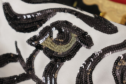 تنورة بيانو مطرزة بالترتر من Black Love Clock