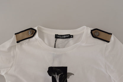 تي شيرت قطني بياقة دائرية وطبعة ورود باللون الأبيض والأسود