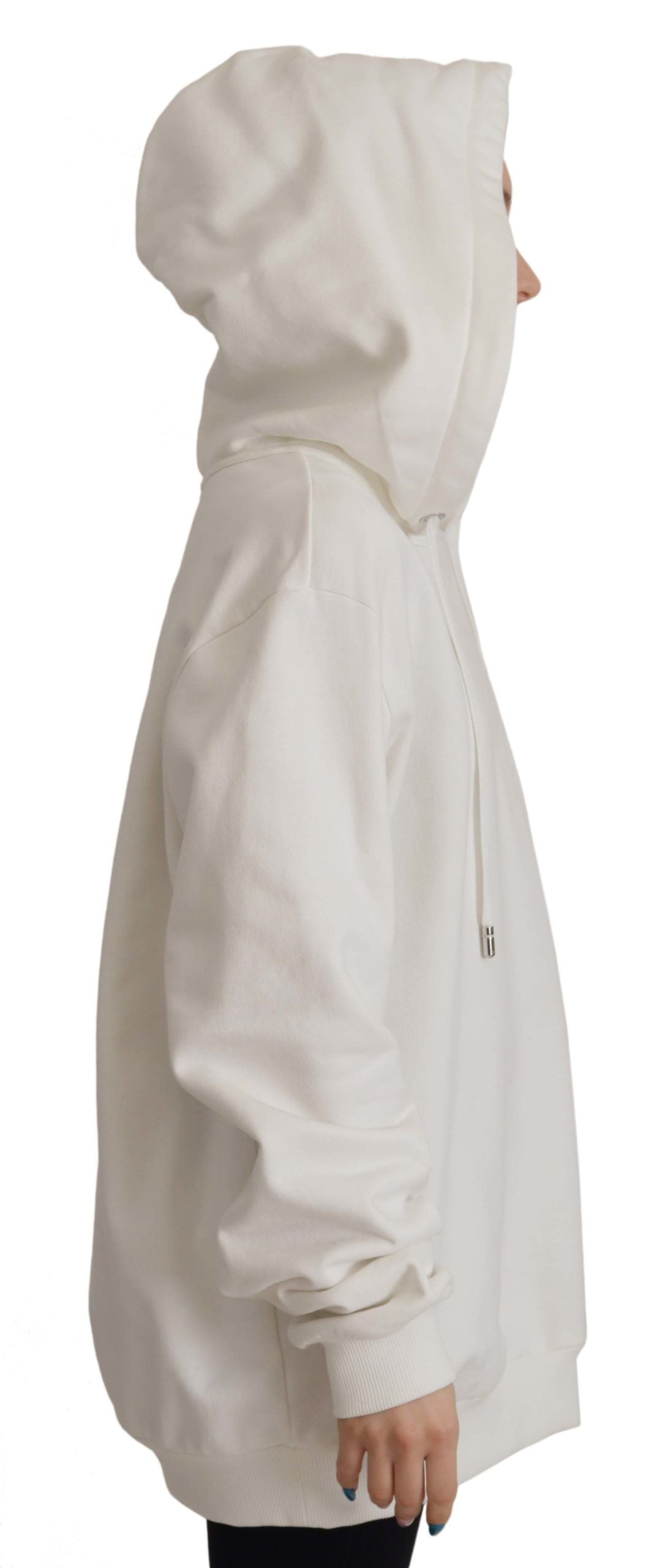 سترة هودي بيضاء مطرزة