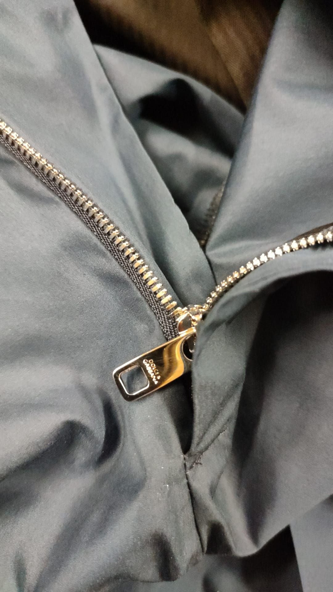 بنطلون تشينو من القطن والحرير باللون الأزرق