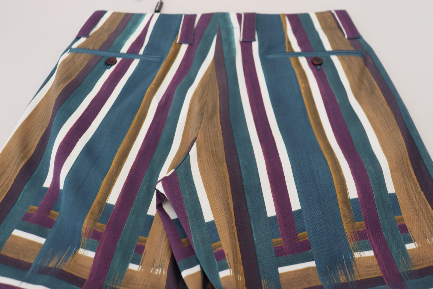 شورت قطني مطاطي مخطط متعدد الألوان