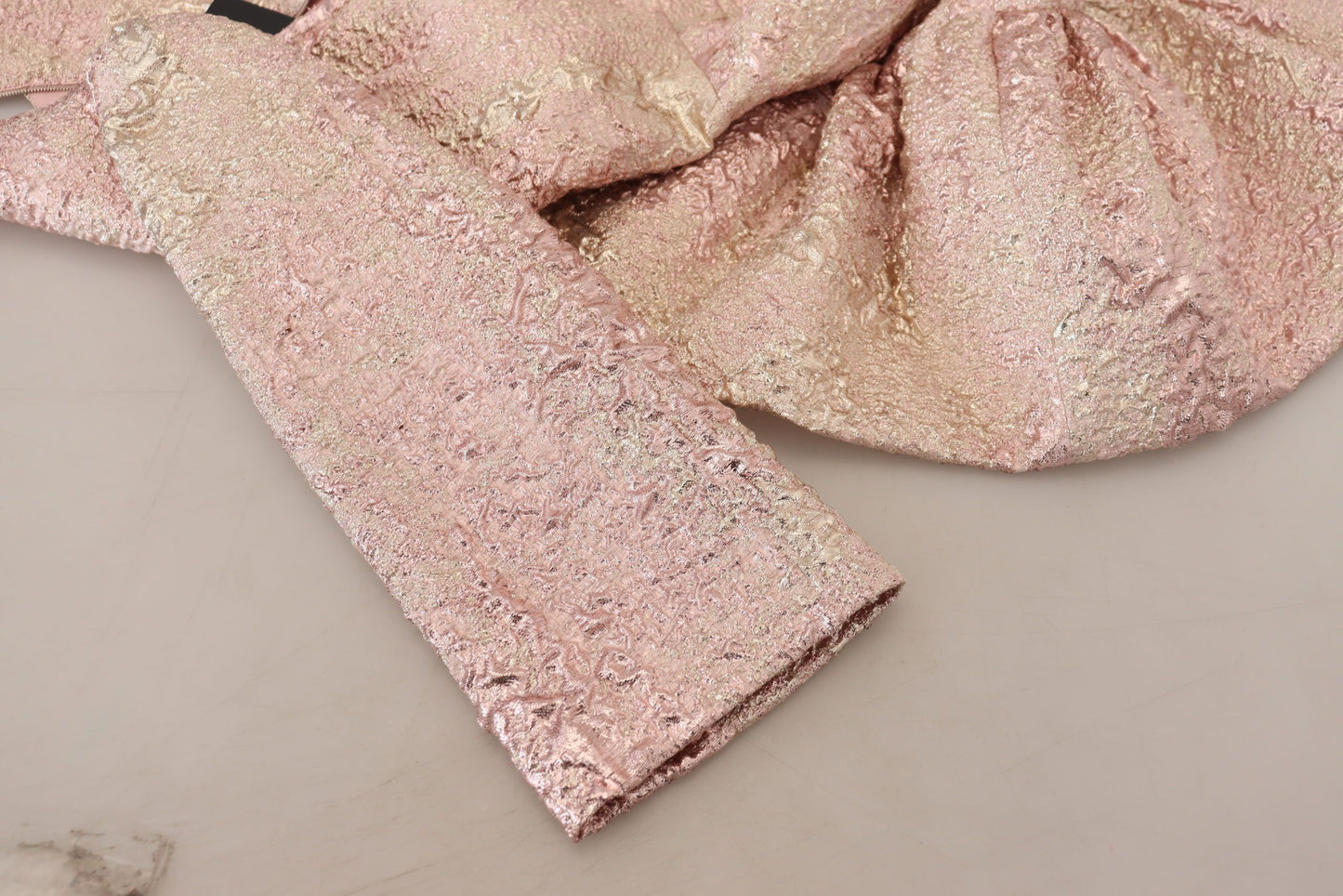 فستان جاكار وردي بأكمام ثلاثة أرباع