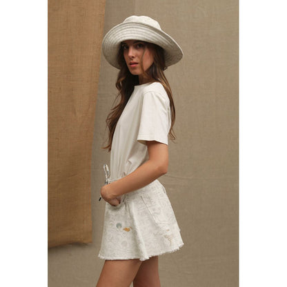 تي شيرت نسائي قطني أبيض