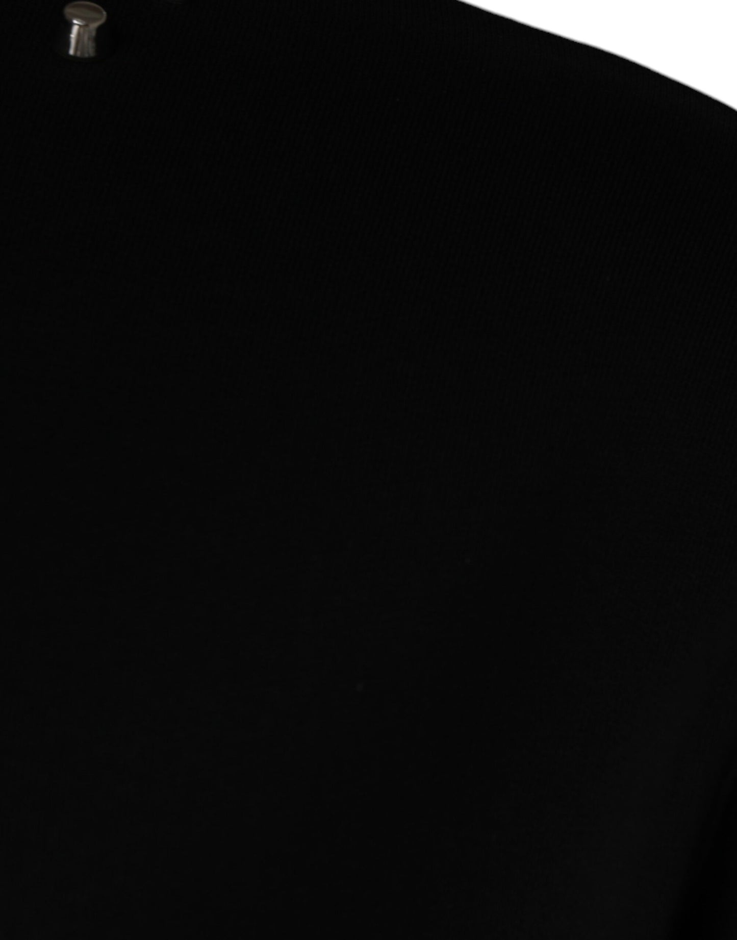 سويت شيرت أسود بشعار مرصع