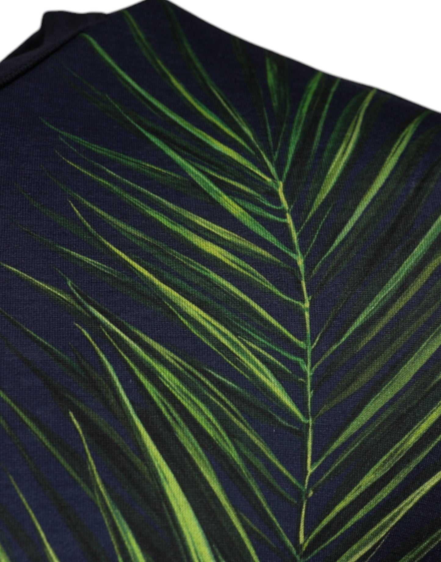 تي شيرت بأكمام قصيرة وياقة دائرية وطبعة شجرة زرقاء