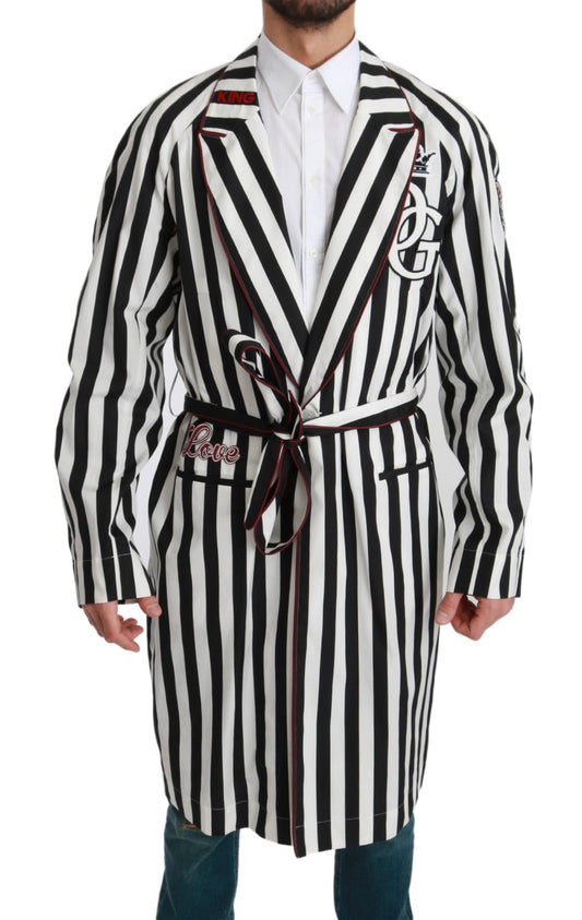 Black Coat Nightgown White Cotton Robe