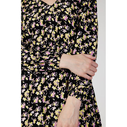 Black Viscose Short
