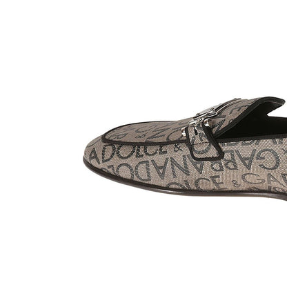 أحذية جاكار