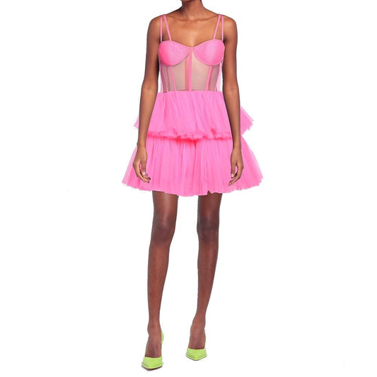 فستان قصير من التول