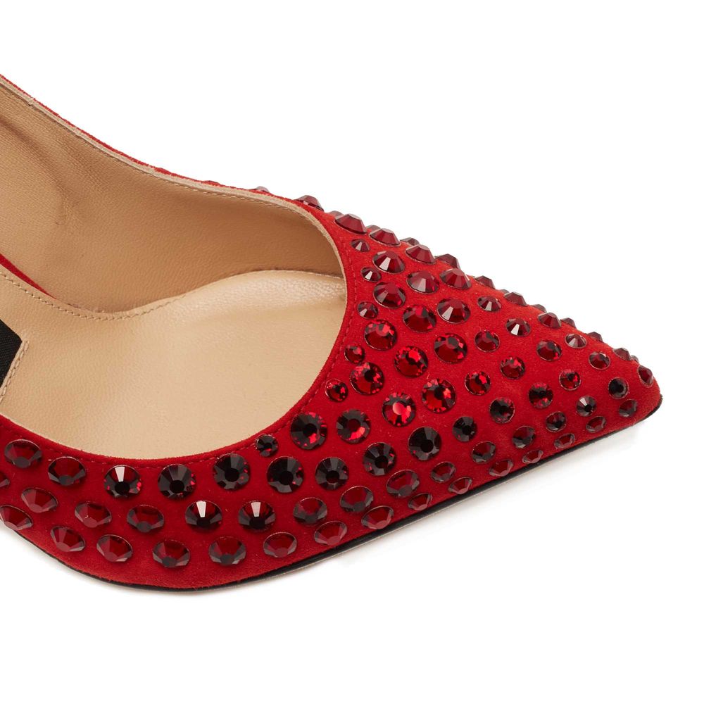 حذاء بكعب من جلد العجل الأحمر